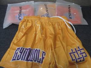 lot 201 image: 4 Pair Gym Wolf Mens Athletic Shor...