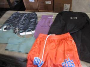 lot 215 image: 6 Assorted Gym Wolf Work Out Wear I...