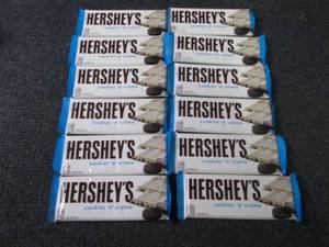 lot 346 image: 12- Hersheys Cookies n Crme Ba...