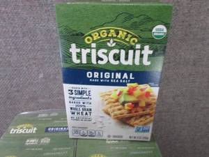 lot 366 image: 12-9 oz Organic Original Triscuits...