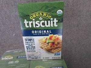 lot 367 image: 12-9 oz Organic Original Triscuits...