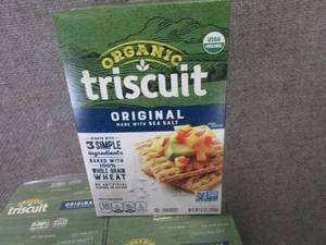 lot 370 image: 12-9 oz Organic Original Triscuits...