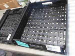 lot 422 image: 2 - Plastic Folding Crates 24x19.5x...