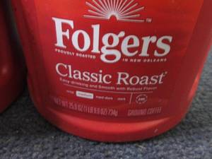 lot 22 image: 2- Folgers Classic Medium Roast Gro...