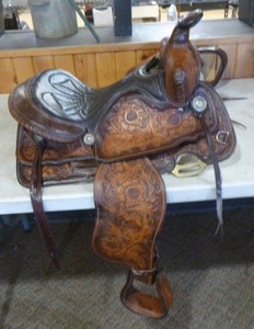 lot 1 image: Western Pleasure Saddle