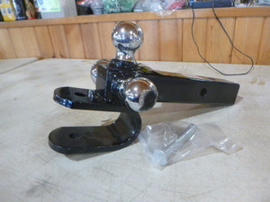 lot 2 image: Tri-ball Trailer Hitch Mount
