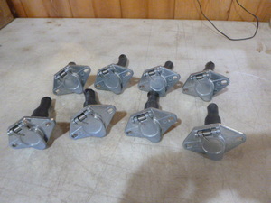 lot 14 image: 8 Wiring Connectors