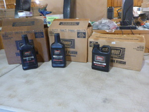 lot 31 image: 3 Cases of Gumout Flush