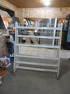 lot 132 image: Display Rack