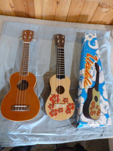 lot 145 image: 2 Ukuleles