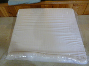 lot 156 image: Bed Riser Pillow