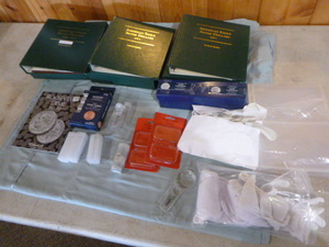 lot 167 image: Coin Collecting Supplies