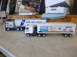 lot 176 image: 2 Big Rig Semi Toy Trucks