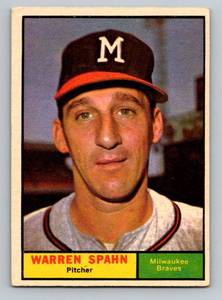 lot 89 image: Warren Spahn 1961 Topps #200 Vintage Baseball Card