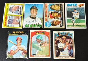 lot 115 image: 7 Card Vintage Baseball Stars Lot - Roberto Clemente, Willie McCovey, Willie Stargell, Reggie Jackson, Johnny Bench, Tom Seaver, and more