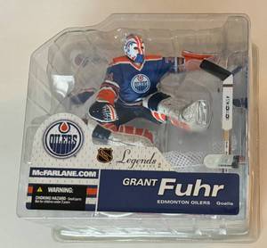 lot 88D image: Grant Fuhr McFarlanes Legend Series 2 Edmonton Oilers Hockey Figure