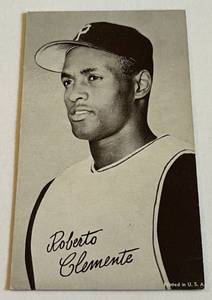 lot 17 image: Roberto Clemente 1947-66 Exhibits W461 Vintage Baseball Card