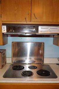 lot 7 image: MCM Drop-In Range Stove Top WController Exhaust Fan Hood Unit