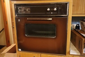 lot 8 image: MCM GE General Electric Wall Oven...Very Clean