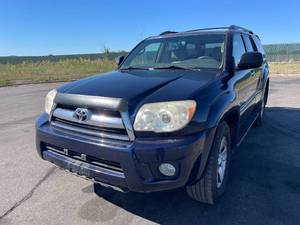 lot 17 image: 2007 Toyota 4Runner SR5 - 4X4