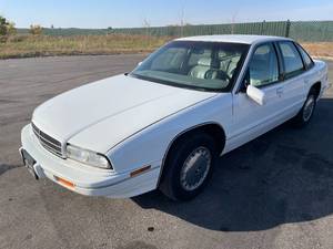lot 16V image: 1994 Buick Regal Custom - 2 OWNERS - 74,029 MILES