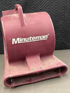 lot 4 image: Minuteman Carpet Dryer Model C44000-01