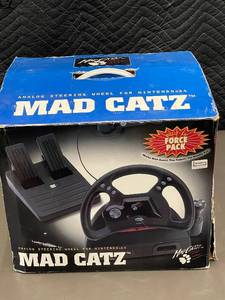 lot 6 image: Mad Catz Analog Steering Wheel for Nintendo 64