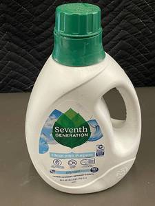 lot 55 image: 1.6 - Seventh Generation Laundry Detergent 95 fl oz