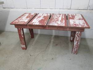lot 153 image: Barnwood 42x21x21in coffee table...