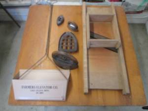 lot 164 image: Vintage collection including cast i...