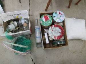 lot 206 image: Christmas tins, Easter baskets and ...