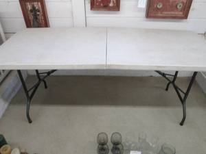 lot 207 image: 6ft folding table...