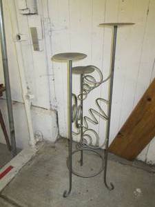 lot 208 image: 42 Hammered Silver Abstract Metal ...
