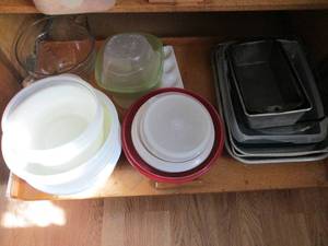 lot 242 image: Content on bottom shelf of kitchen ...