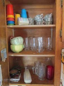 lot 244 image: Content of kitchen upper cupboard t...