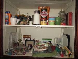 lot 258 image: Contents of cupboard, including hea...