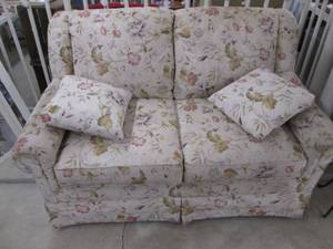 lot 140 image: Vintage soft tone floral two cushio...