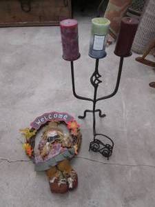 lot 55 image: 21 Cast Iron freestanding Pilar ca...