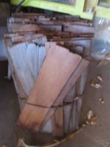 lot 87 image: Bundle of assorted barnwood shakes...