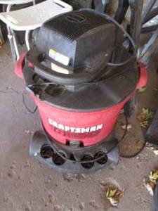 lot 95 image: Craftsman 16-gallon rolling shop va...