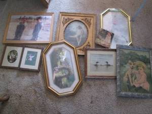 lot 26 image: Collection of wall art and decor...