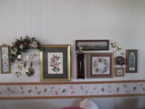 lot 34 image: Large assortment of wall decor...