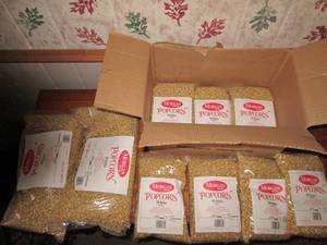 lot 299 image: Large lot of popping corn...