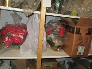 lot 338 image: Deep Shelf of mainly Christmas and ...