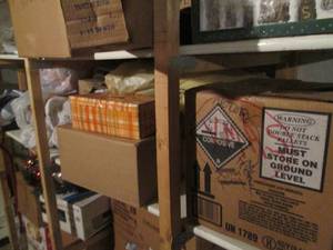 lot 341 image: Deep shelf filled with decorations ...