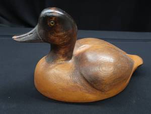 CARVED DUCK DECOY