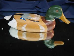VINTAGE DUCK DECOY