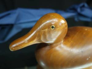 VINTAGE DUCK DECOY