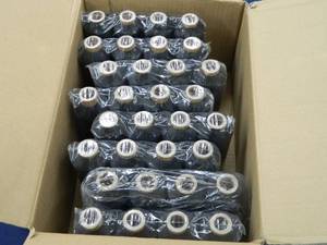 NEW IN BOX 32 SPOOLS US MILITARY SPEC SPOOL BOBBINS MACHINE THREAD
