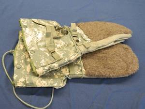 EXTREME COLD WEATHER MILITARY MITTENS